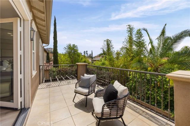 30 Exploration, Irvine, CA 92618