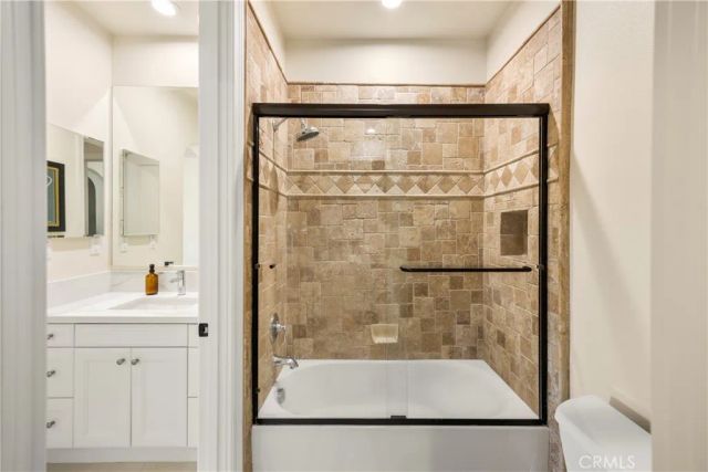 30 Exploration, Irvine, CA 92618