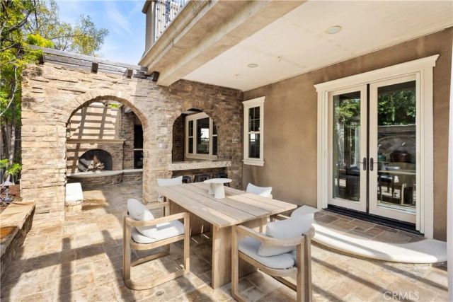 30 Exploration, Irvine, CA 92618