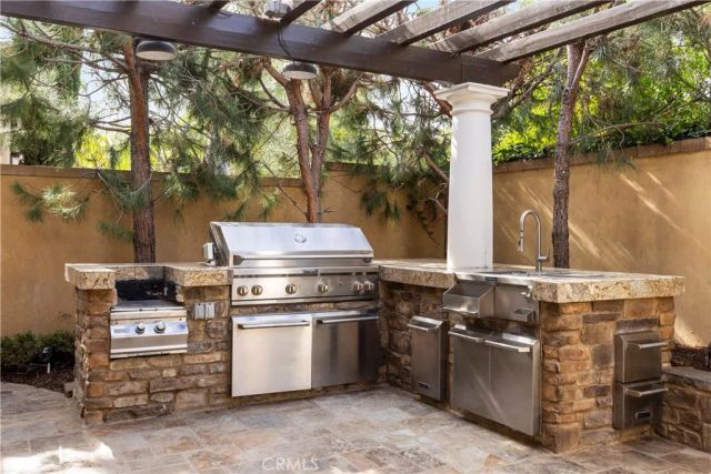 30 Exploration, Irvine, CA 92618