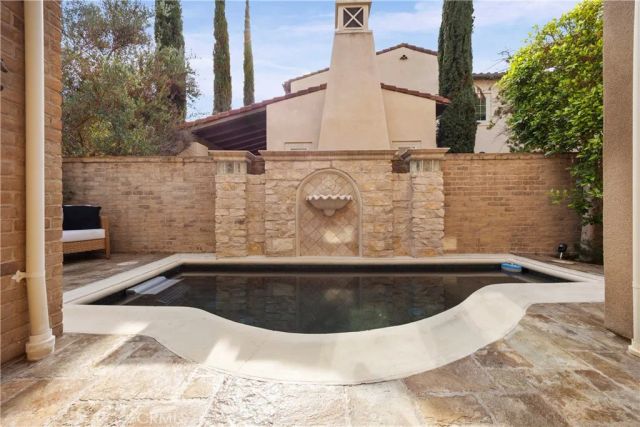 30 Exploration, Irvine, CA 92618