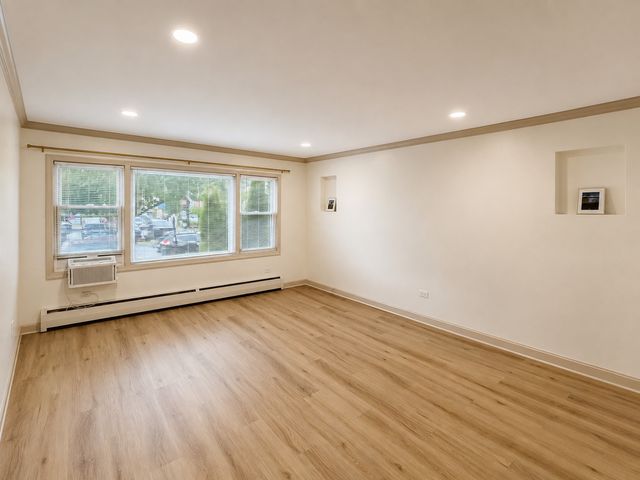 3714 N Harlem Avenue 1, Chicago, IL 60634