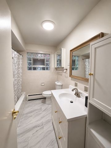 3714 N Harlem Avenue 1, Chicago, IL 60634
