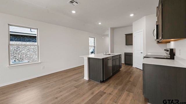 1635 Blaire Drive, Tyler, TX 75704