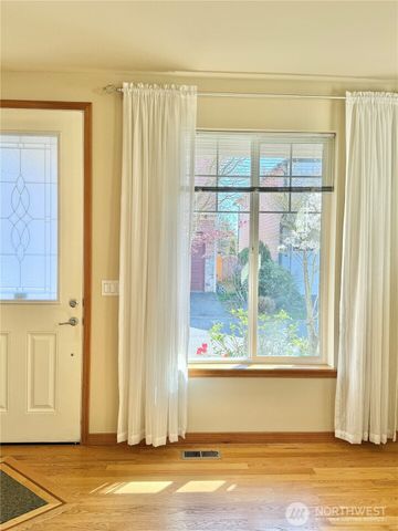 3727 134th Place SW, Lynnwood, WA 98087