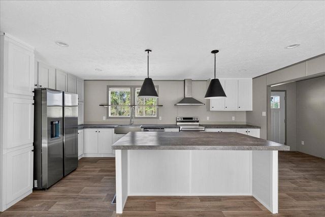2652 Burlington Road, Walterboro, SC 29488