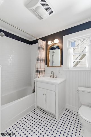 894 Ridgewood Road, Millburn Twp., NJ 07041