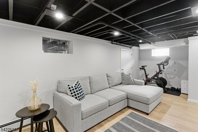 894 Ridgewood Road, Millburn Twp., NJ 07041