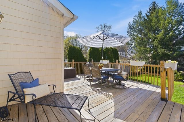 894 Ridgewood Road, Millburn Twp., NJ 07041