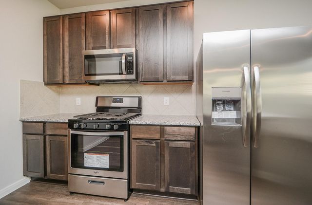 4212 Mcgregor Bluff Lane, Conroe, TX 77304