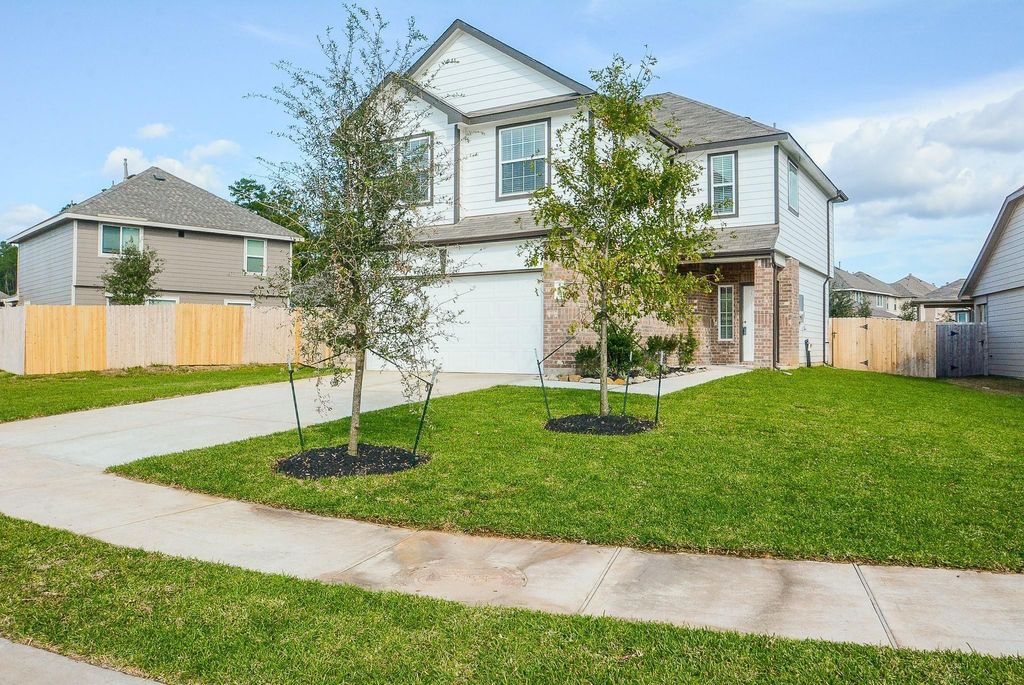 4212 Mcgregor Bluff Lane, Conroe, TX 77304