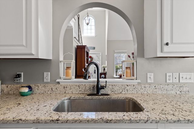 6815 Huntcliff Drive, Ooltewah, TN 37363