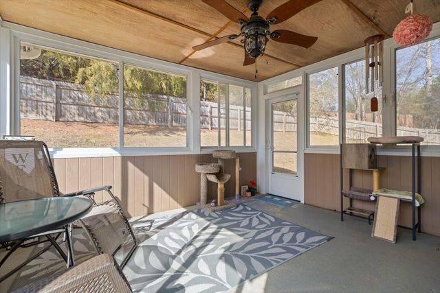 6815 Huntcliff Drive, Ooltewah, TN 37363