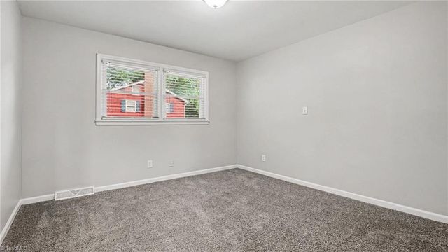 3768 Vandalia Drive, Winston-salem, NC 27104