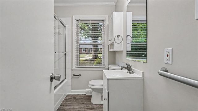 3768 Vandalia Drive, Winston-salem, NC 27104