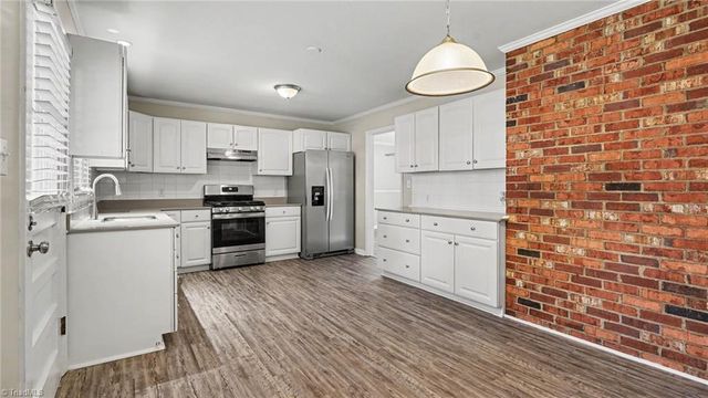 3768 Vandalia Drive, Winston-salem, NC 27104