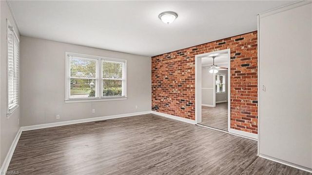 3768 Vandalia Drive, Winston-salem, NC 27104