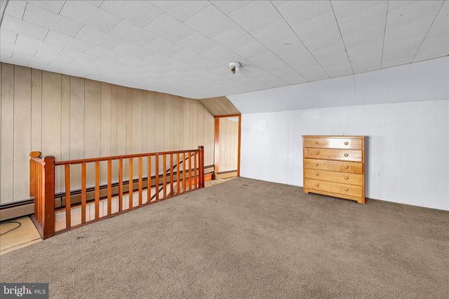 408 E LAWTON ST, Saint Clair, PA 17970