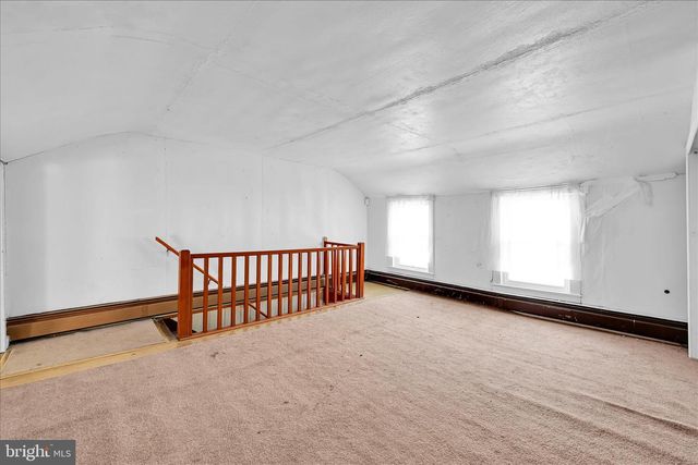 408 E LAWTON ST, Saint Clair, PA 17970