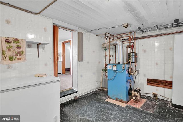 408 E LAWTON ST, Saint Clair, PA 17970