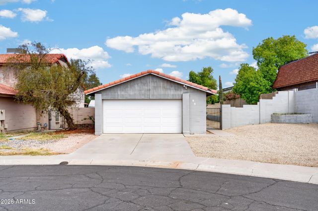 4902 W Crocus Drive, Glendale, AZ 85306