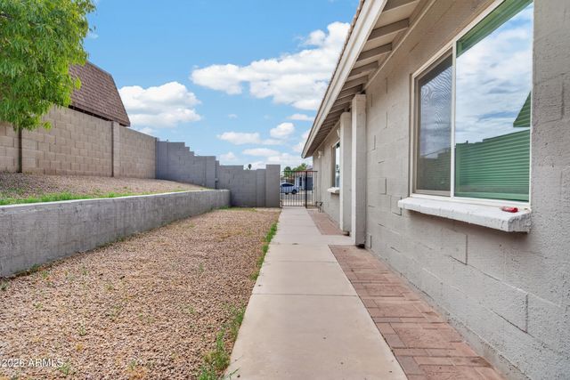 4902 W Crocus Drive, Glendale, AZ 85306
