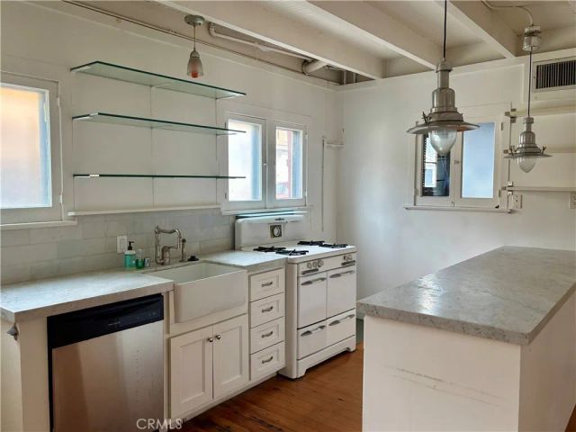 25 Galleon, Marina Del Rey, CA 90292