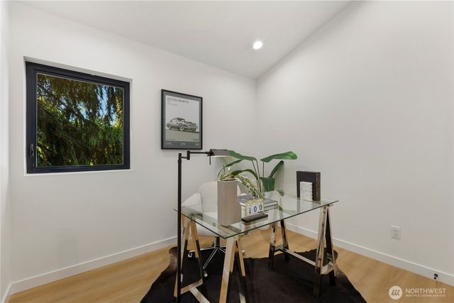 8823 Dibble Avenue NW, Seattle, WA 98117