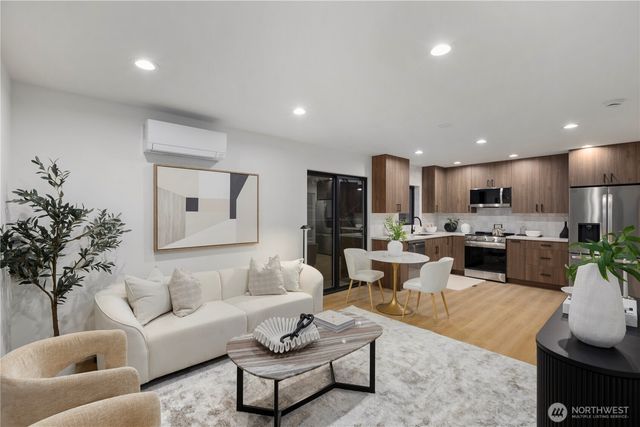 8823 Dibble Avenue NW, Seattle, WA 98117