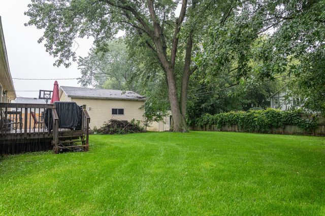 3707 CLEARVIEW Avenue, Gurnee, IL 60031