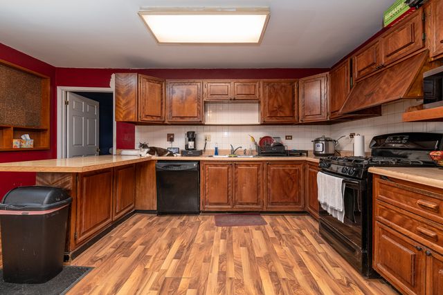 3707 CLEARVIEW Avenue, Gurnee, IL 60031