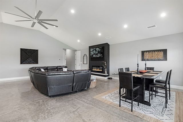 620 Ewing Road, Ferris, TX 75125