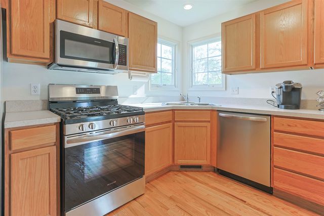 18146 Lisbon Drive, South Bend, IN 46637