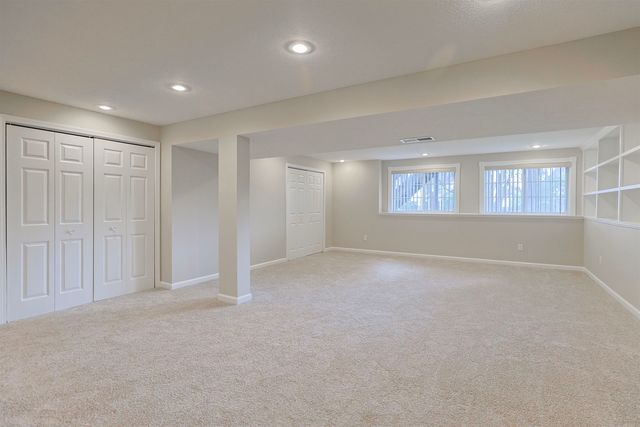 18146 Lisbon Drive, South Bend, IN 46637