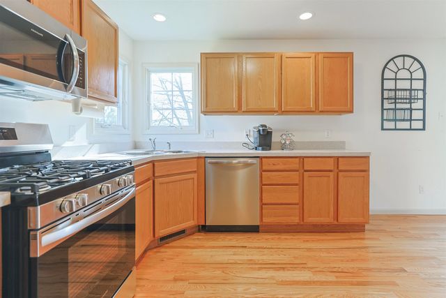 18146 Lisbon Drive, South Bend, IN 46637