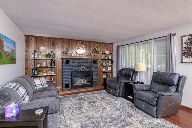 7203 Co Road 612, Excelsior Twp, MI 49646