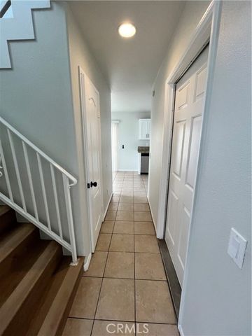 1004 S Riverside Avenue C-1, Rialto, CA 92376