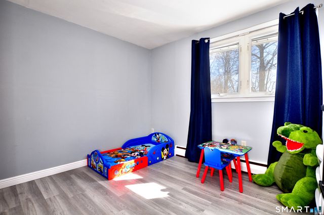 548 Mulberry Street, Windsor Locks, CT 06096