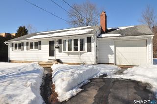 548 Mulberry Street, Windsor Locks, CT 06096