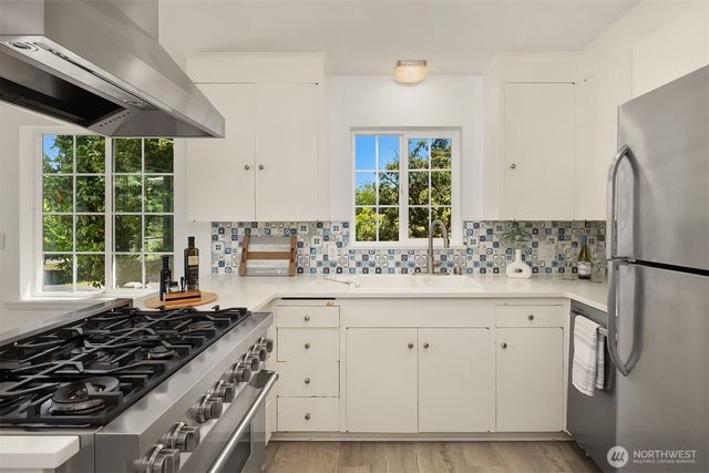 16414 48th Avenue W, Edmonds, WA 98026