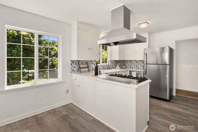 16414 48th Avenue W, Edmonds, WA 98026