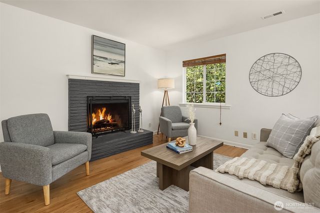 16414 48th Avenue W, Edmonds, WA 98026
