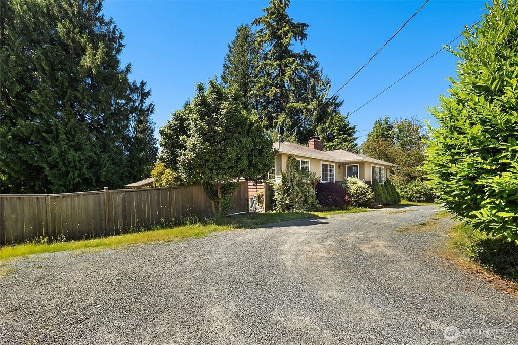 16414 48th Avenue W, Edmonds, WA 98026