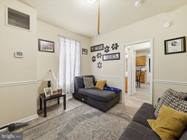 206 N CANNON AVE, Hagerstown, MD 21740