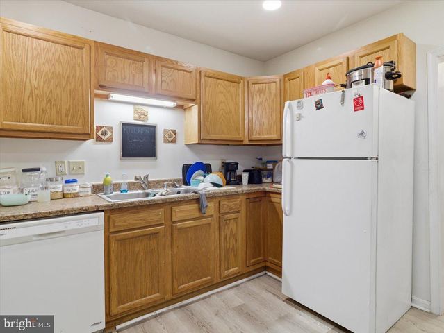 206 N CANNON AVE, Hagerstown, MD 21740