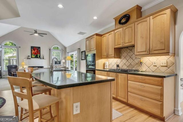 1104 Fox Creek Court, Woodstock, GA 30189