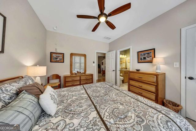 1104 Fox Creek Court, Woodstock, GA 30189