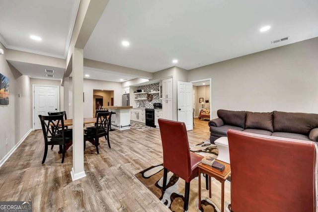 1104 Fox Creek Court, Woodstock, GA 30189