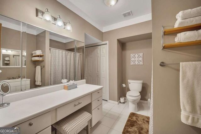 1104 Fox Creek Court, Woodstock, GA 30189