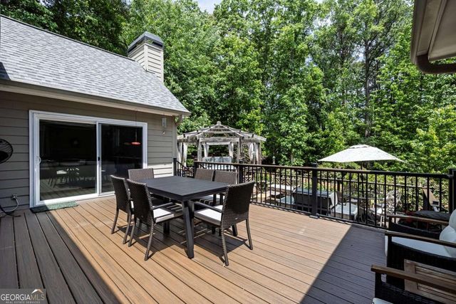 1104 Fox Creek Court, Woodstock, GA 30189